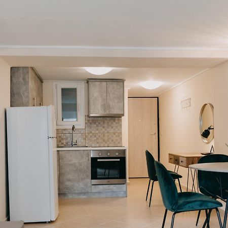 Best House, Central Luxury Apartment, Agiou Nikolaou, Patra Ngoại thất bức ảnh