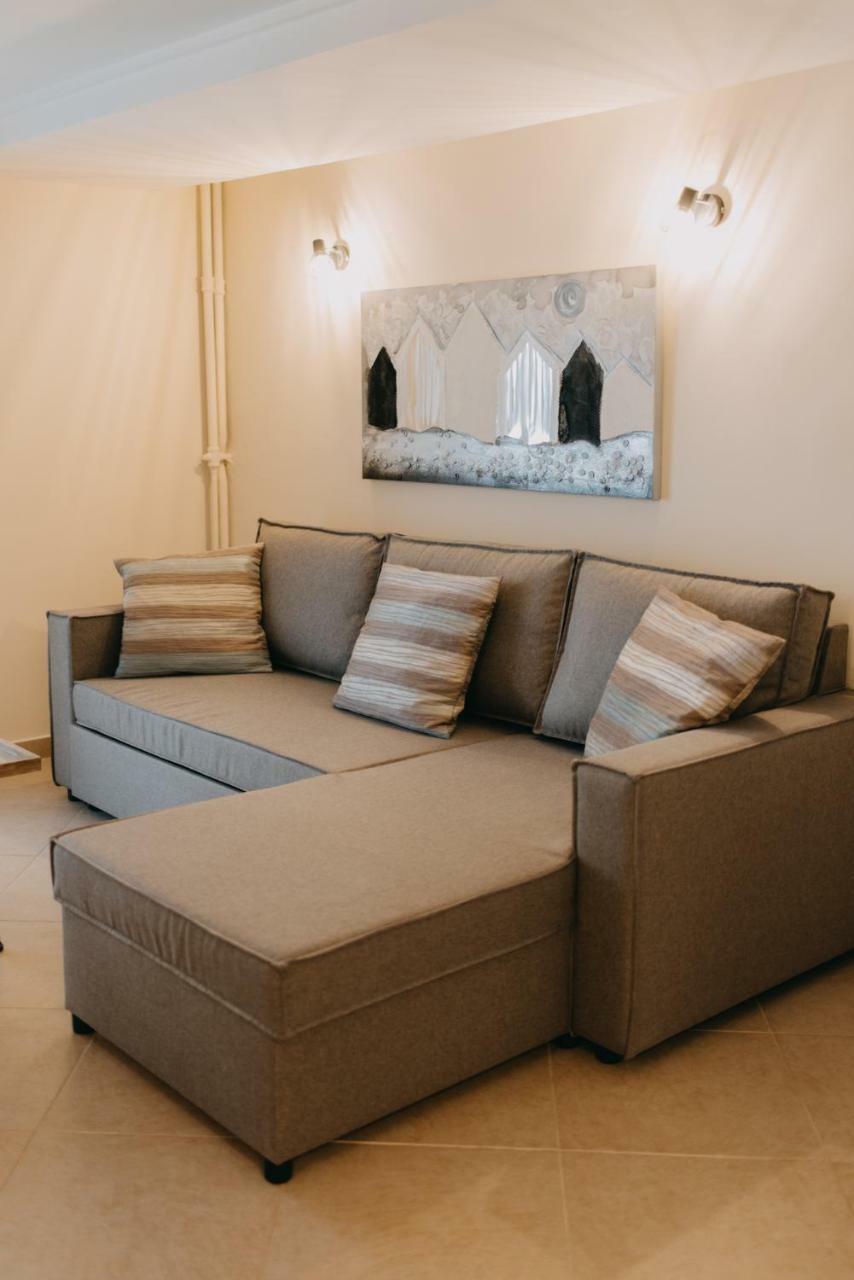 Best House, Central Luxury Apartment, Agiou Nikolaou, Patra Ngoại thất bức ảnh